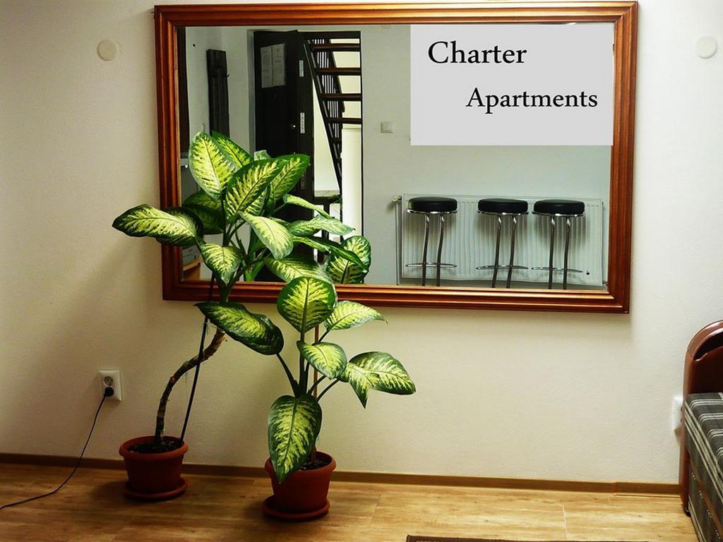 Charter Apartments Costea 锡比乌 外观 照片